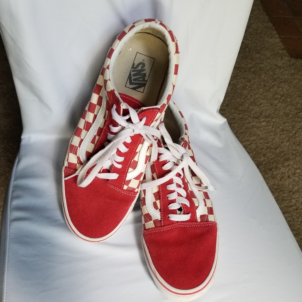 Van's Old Skool Red And Marshmallow Checkered Low Top - Picture 2 of 7